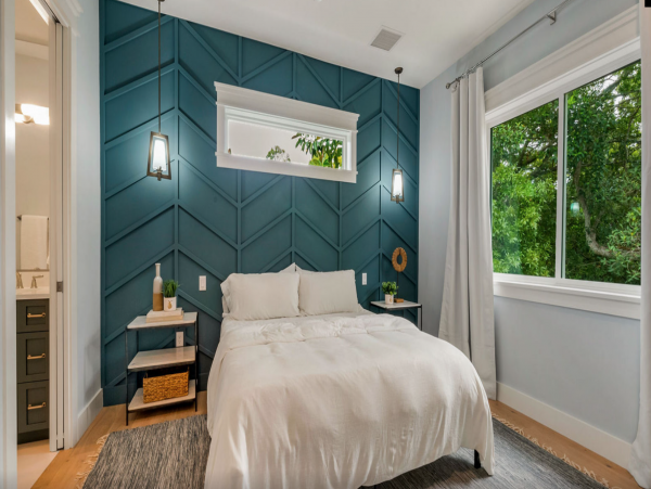 Luxury rental home one block to beach